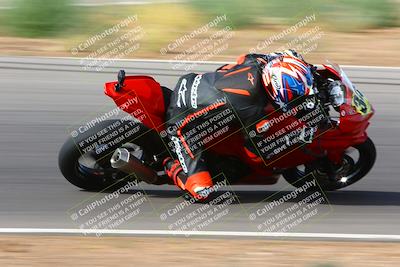 media/Apr-30-2023-CRA (Sun) [[020fcf5d43]]/Race 14-400 Expert-Amateur Superbike/